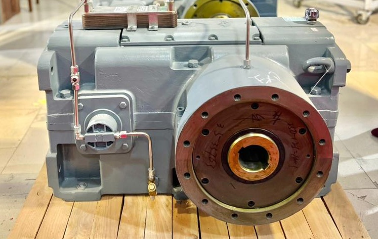 گیربکس اکسترودر - گیربکس دستگاه پلاستیک . کاربرد گیربکس اکسترودر در صنایع پلاستیک